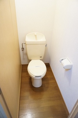 Toilet. Bus toilet by!