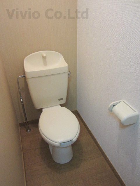 Toilet. happy, bus ・ It is another toilet