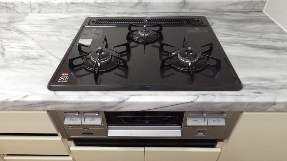 Kitchen. New goods stove