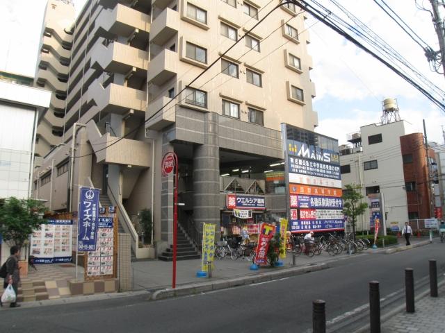 Other local. Local (10 May 2012) shooting