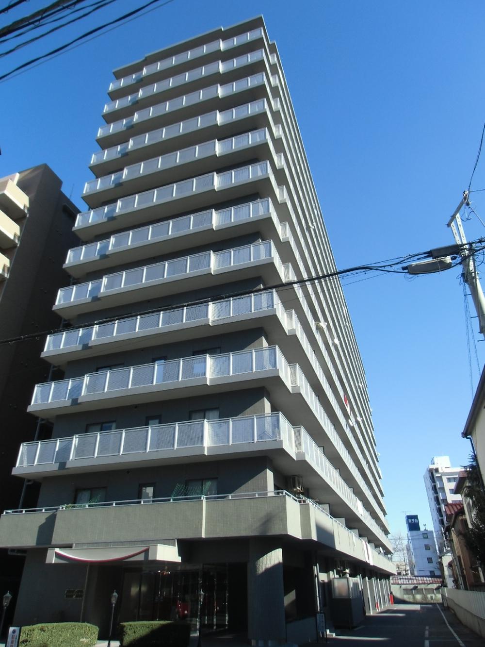 Local appearance photo. Local (12 May 2013) Shooting