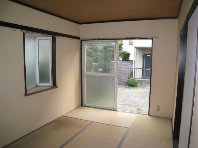 Living and room