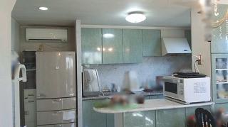Kitchen. Indoor (12 May 2013) Shooting System kitchen There is a convenient counter!