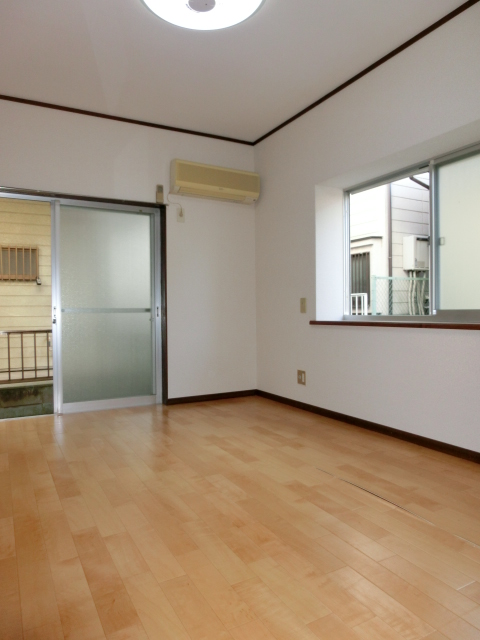Living and room