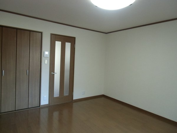 Other room space. Western-style calm interior