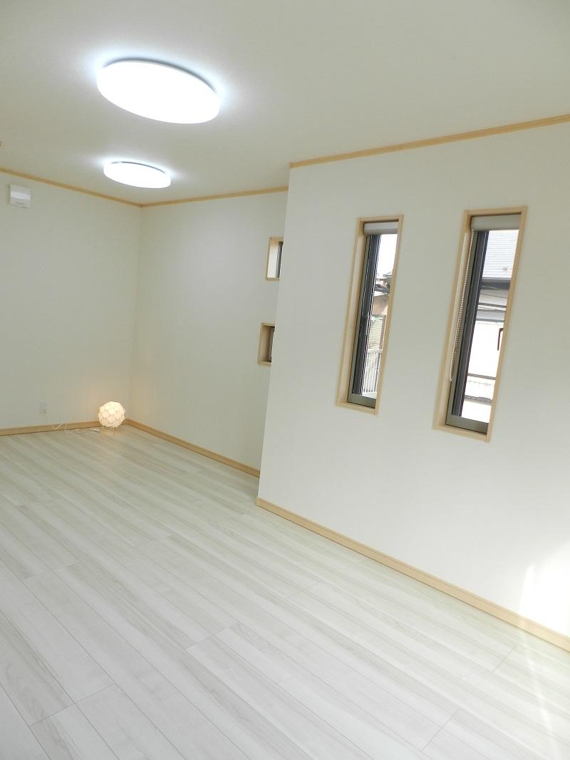 Non-living room. 2 Kaiyoshitsu Please look at all means a stylish window roll screen screen door! 