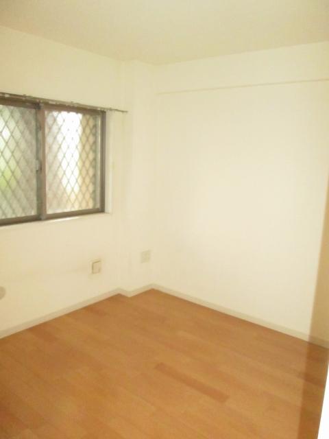 Non-living room. Indoor (January 2014) Shooting