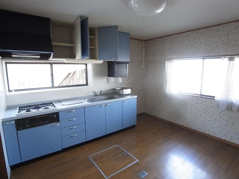 Kitchen. Bright 8 pledge DK
