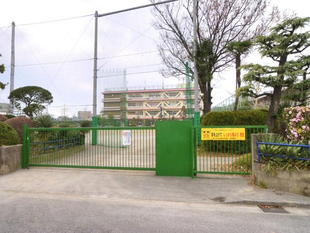 Primary school. Toda Municipal Nizo Elementary School