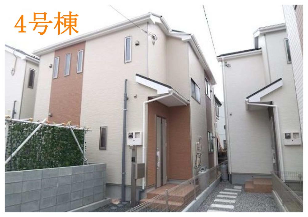 Local appearance photo. 4 Building Site 113.17 sq m Face-to-face kitchen There is calm Japanese-style room