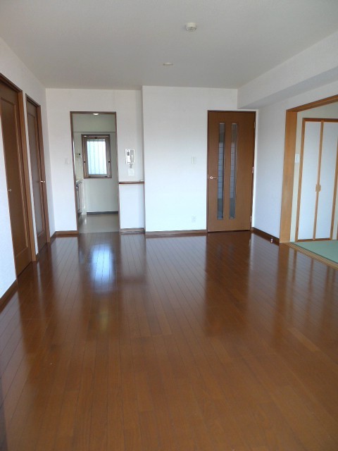 Living and room