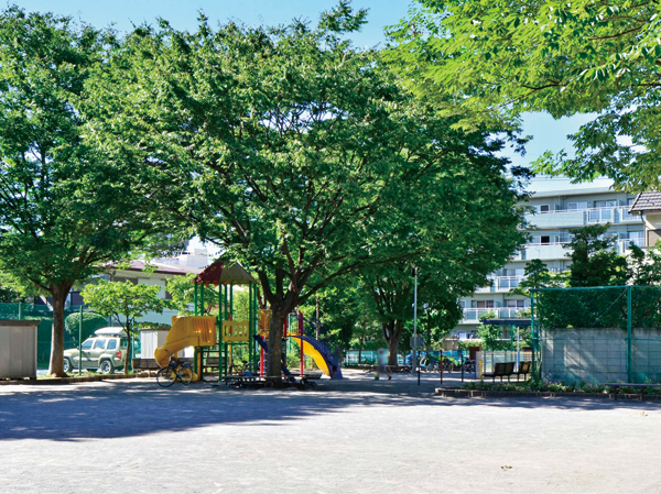 Surrounding environment. Minamicho children's park (7 min walk / About 500m)