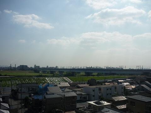 View photos from the dwelling unit. View from the room overlooking the Arakawa river