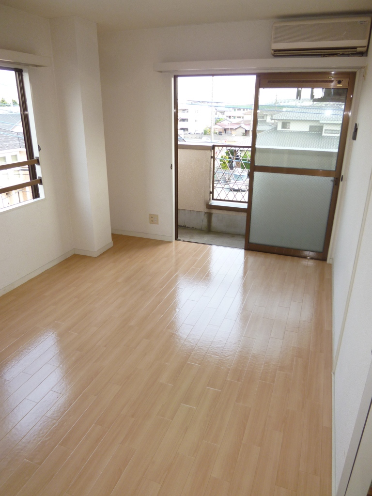 Living and room