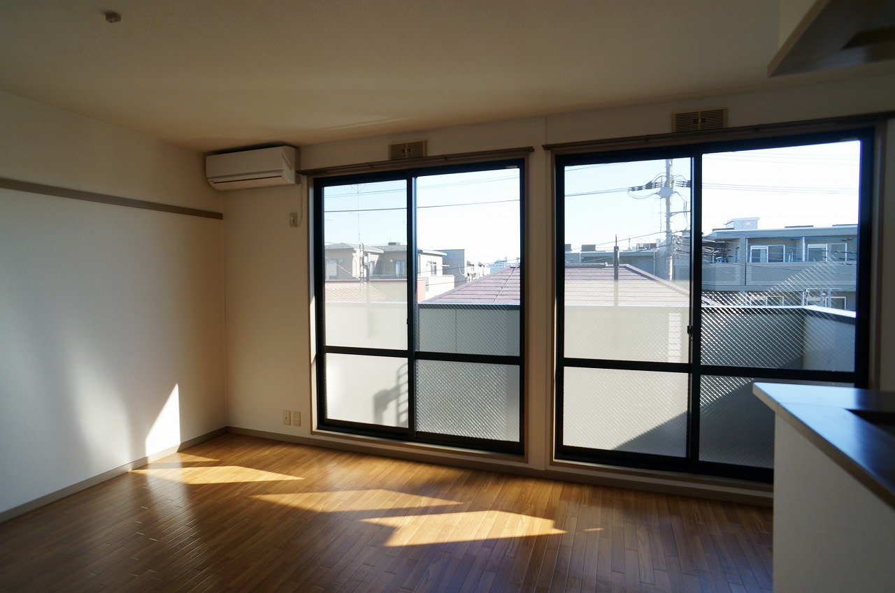 Living and room