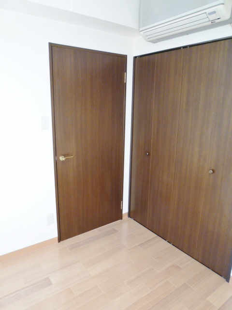 Other room space