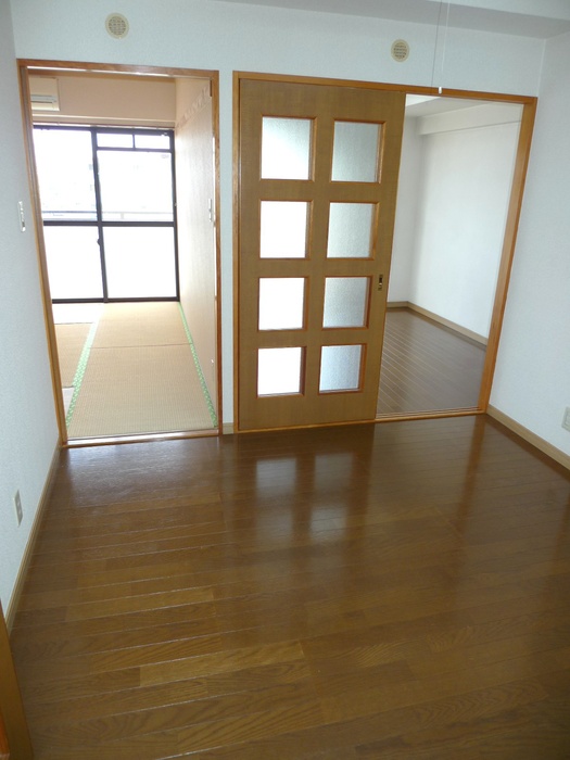 Living and room