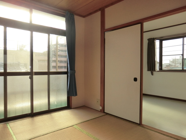 Living and room