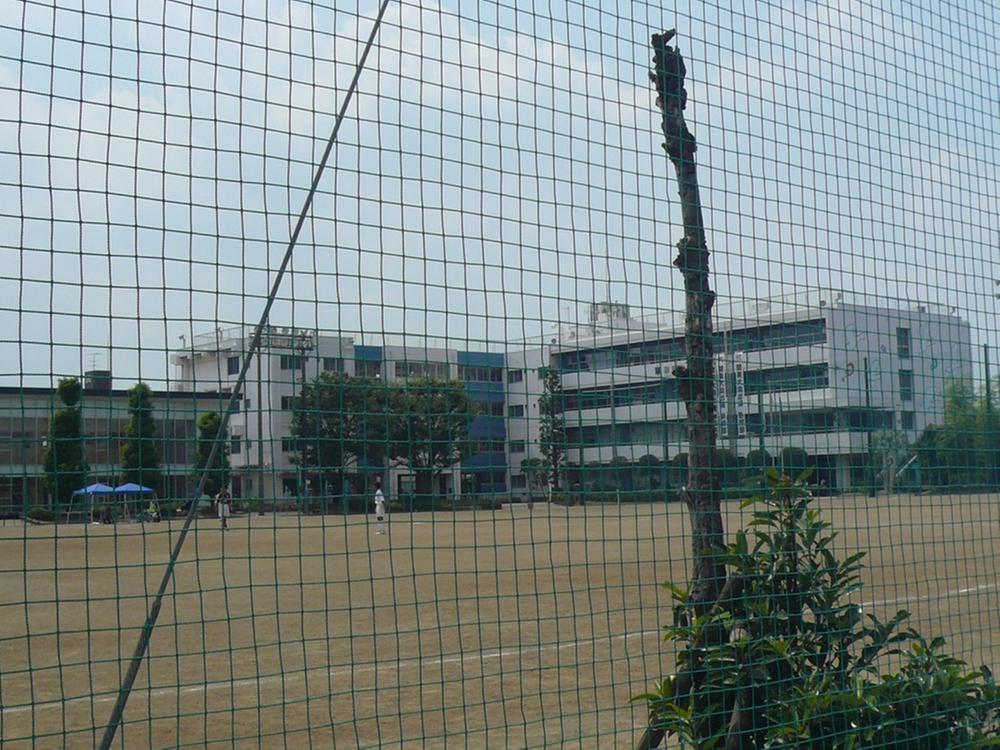 Junior high school. 789m until Toda Municipal Nizo junior high school