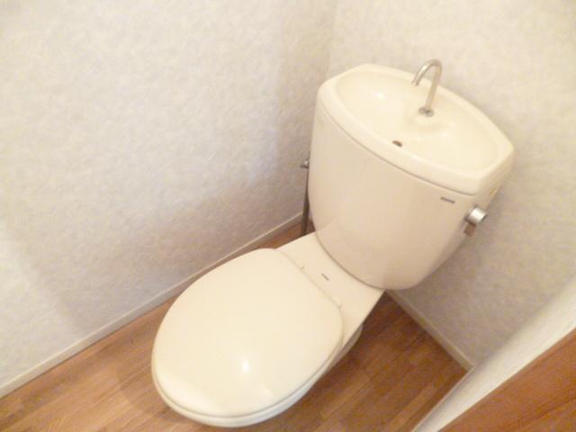 Toilet