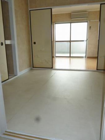 Living and room