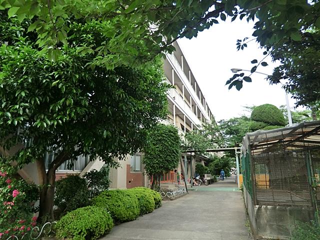 Primary school. Kizawa until elementary school 360m