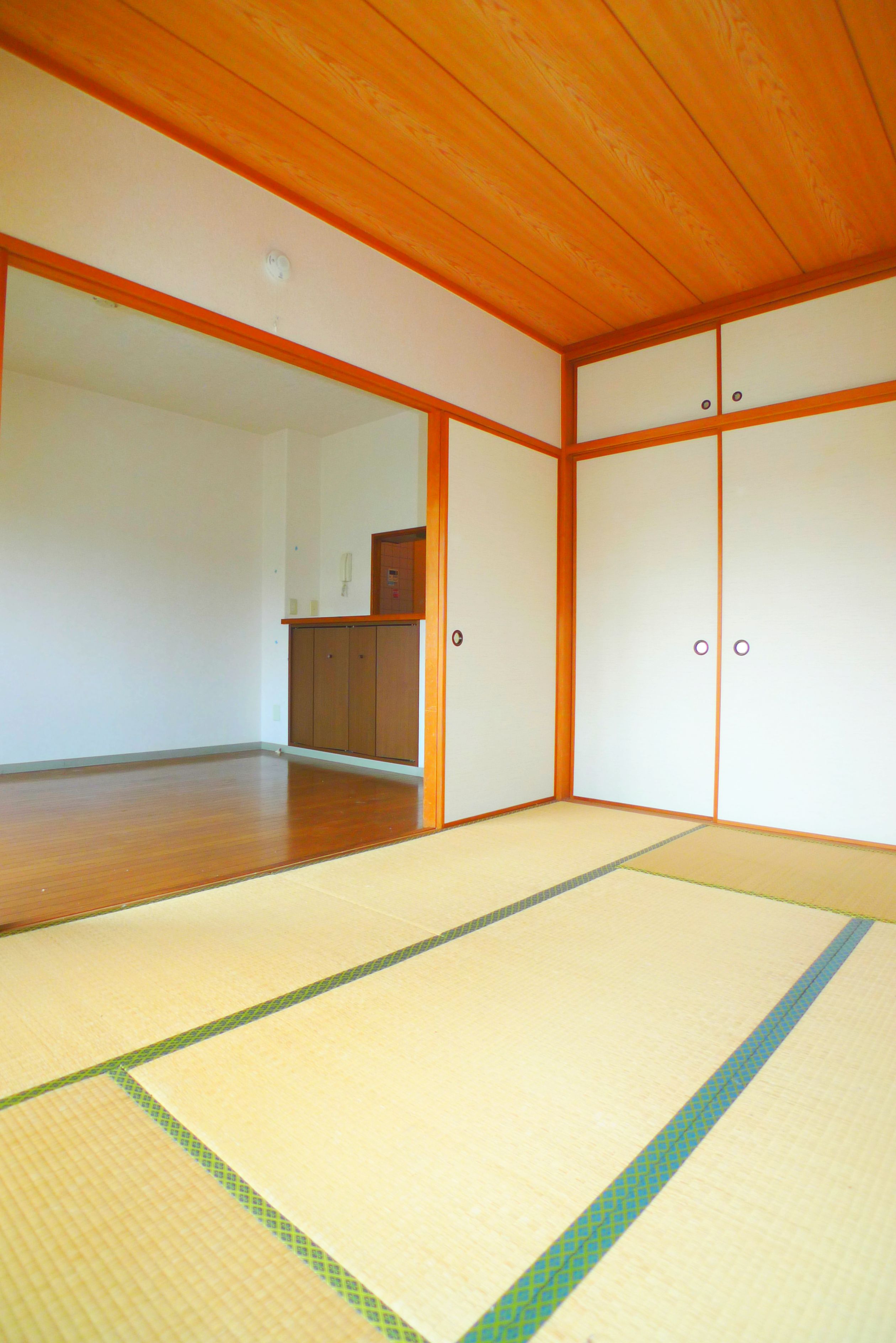 Living and room