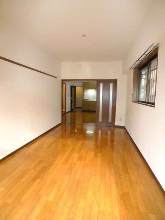 Living and room