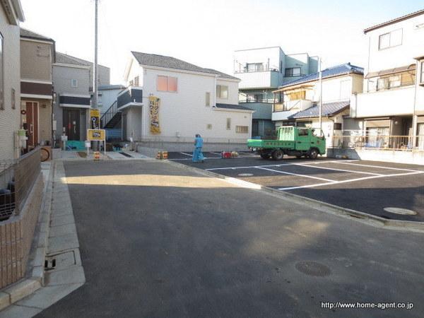 Local photos, including front road. Contact us please feel free to