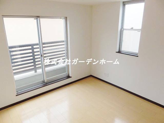 Non-living room. In Western-style calm atmosphere, You can enjoy one of the time !!