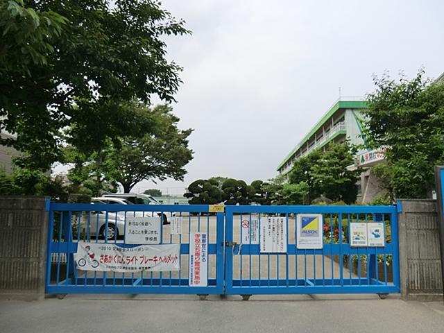 Primary school. Toda Municipal Sasame 1010m to East Elementary School