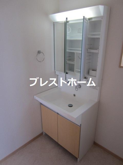 Same specifications photos (Other introspection)