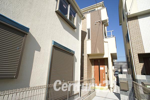 Local appearance photo. Local (12 May 2013) Shooting 8 Building