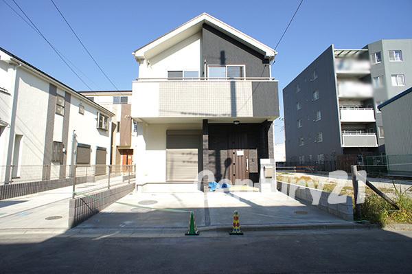 Local appearance photo. Local (12 May 2013) Shooting 1 Building