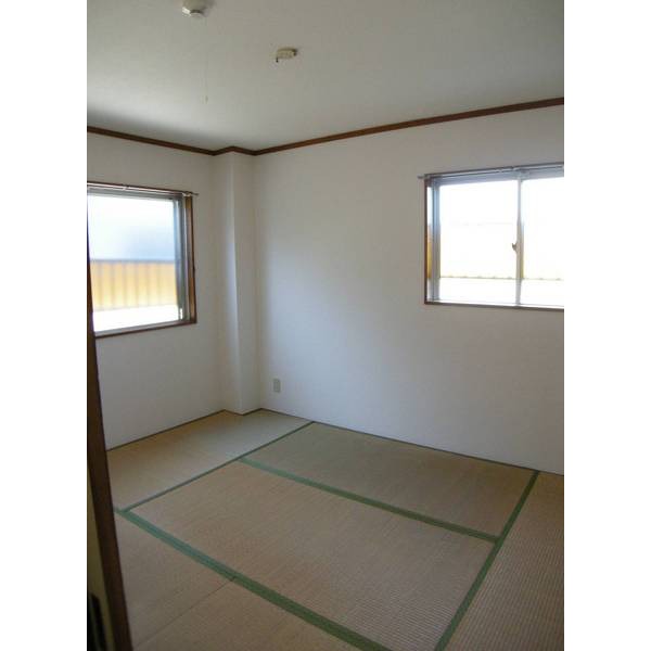 Living and room. Replacement tatami after the tenants decision
