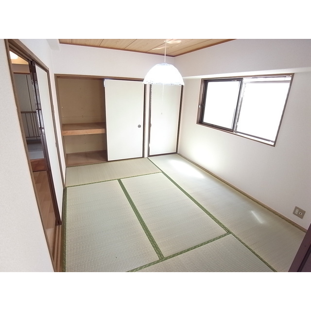 Other room space