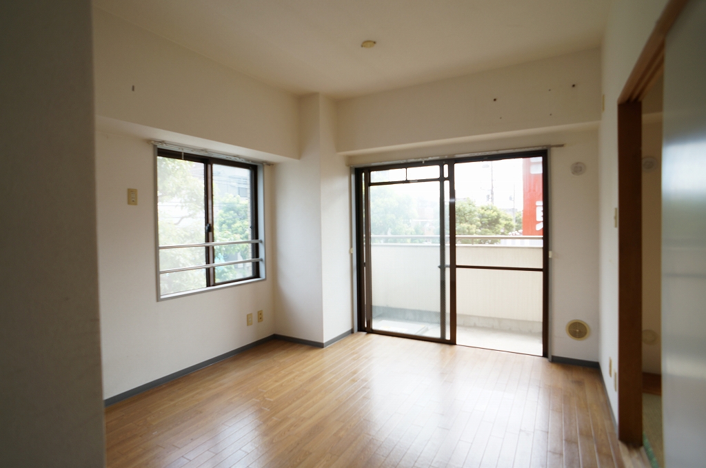 Living and room