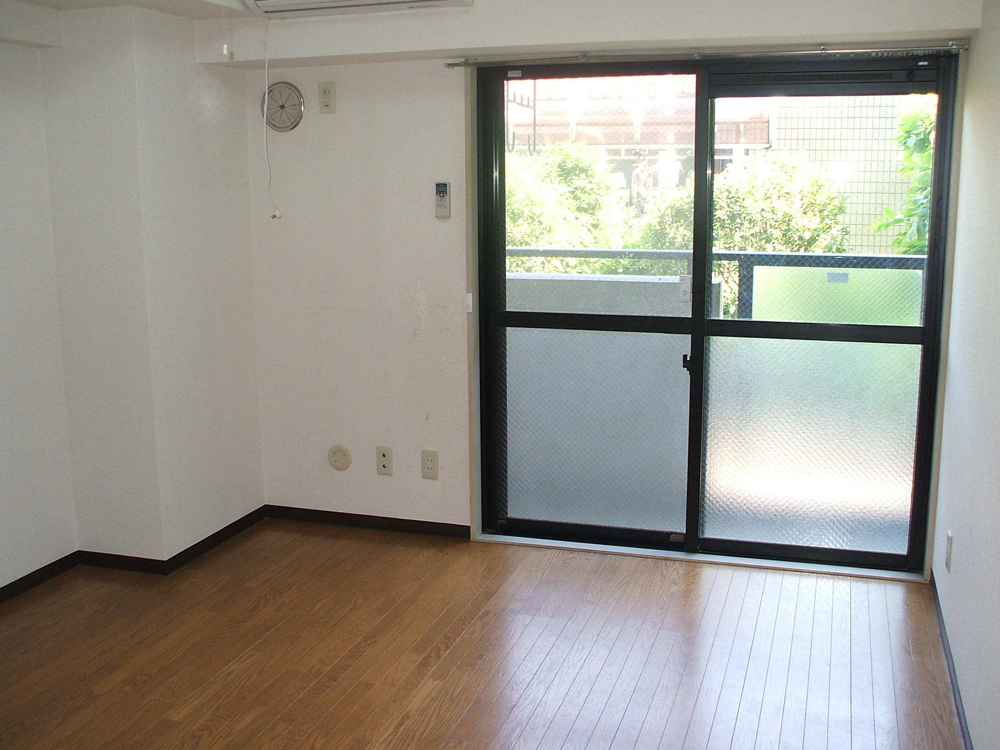 Living and room
