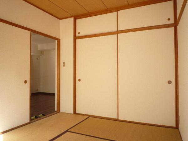 Non-living room. Japanese-style room 2012 / 01 shooting