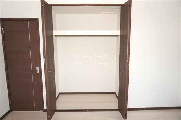 Same specifications photos (Other introspection). Example of construction All room is with storage