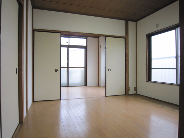 Living and room
