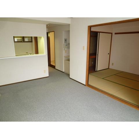 Living and room