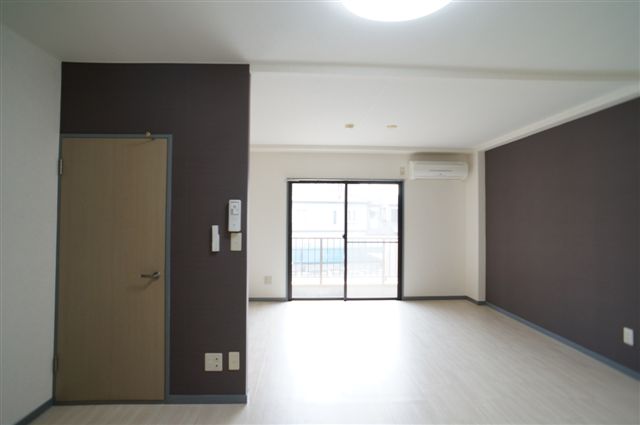 Living and room