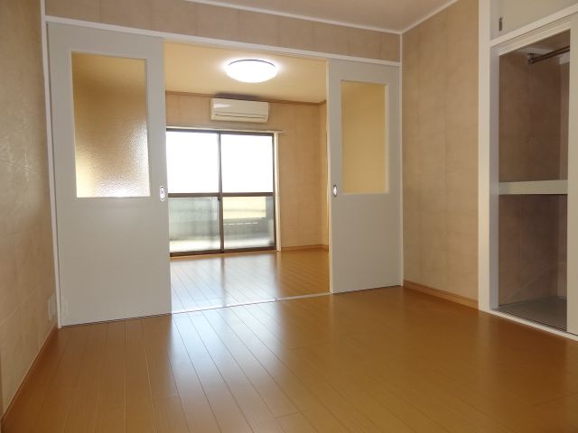 Living and room