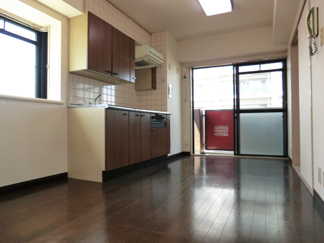 Living and room