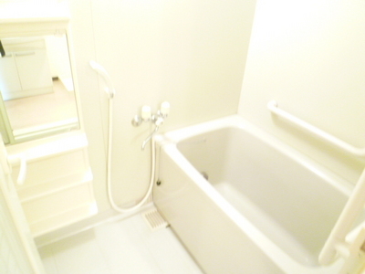 Bath. With reheating function