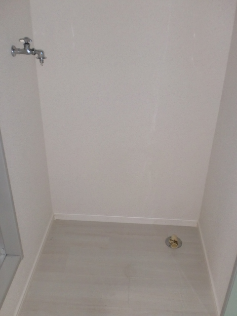 Other Equipment. Image is another room