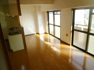 Other room space. Day is good