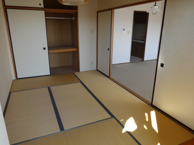Other room space