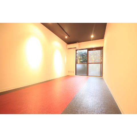 Living and room